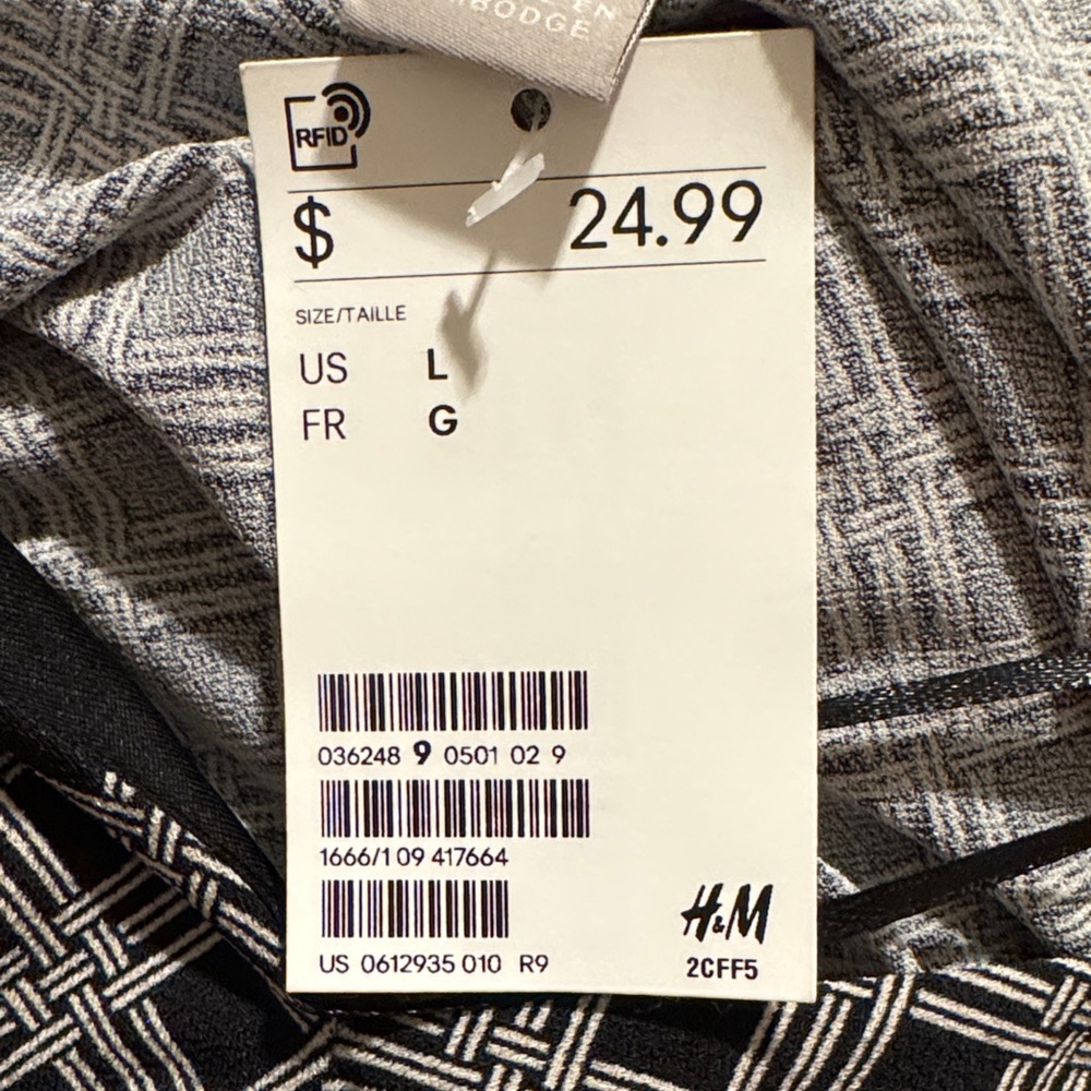 NWT H&M Beige & Black Geometric Wrap Dress - Picture 9 of 9